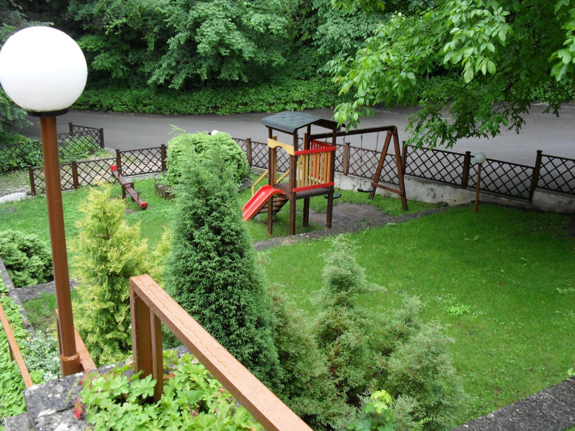 Family Park Hotel Kyoshkove Shumen Exterior foto