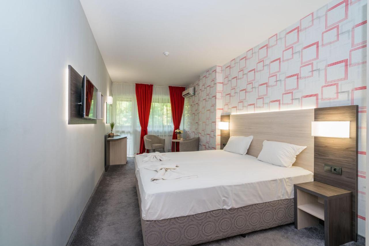 Family Park Hotel Kyoshkove Shumen Exterior foto