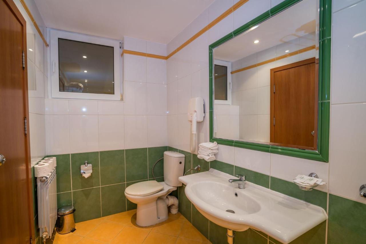 Family Park Hotel Kyoshkove Shumen Exterior foto
