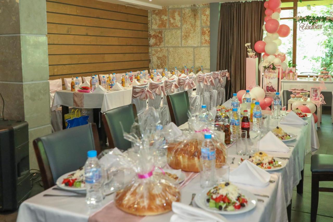 Family Park Hotel Kyoshkove Shumen Exterior foto